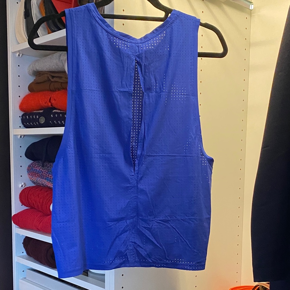 Gap Mesh Muscle Activewear Tank - Picture 6 of 8